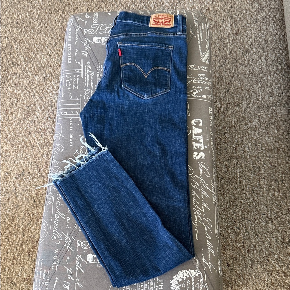 Levi's Indigo Frayed Hem Skinny Jeans